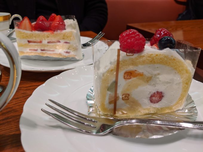 新宿小田急ハルクの地下にある カンタベリ カフェ さんでケーキセット ひとり新宿ランチ